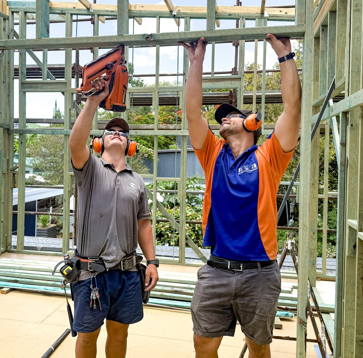 20251204_004845131_iOS